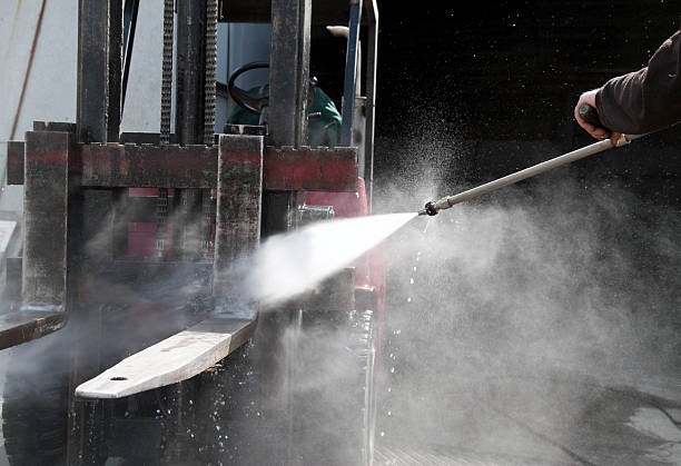 Best Building Exterior Washing  in Madisonville, TX